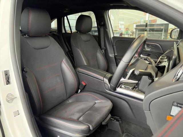 Mercedes-Benz GLA-Class 2