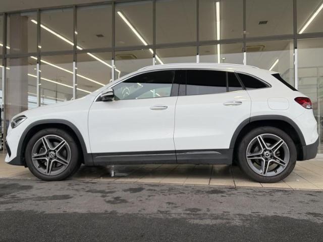 Mercedes-Benz GLA-Class 5