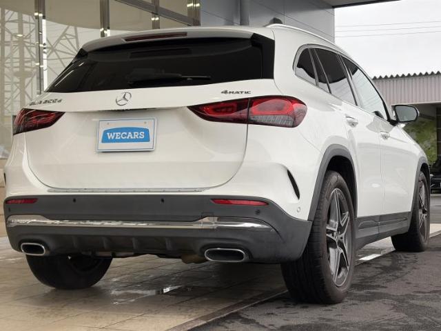 Mercedes-Benz GLA-Class 6