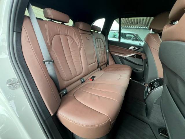 BMW X5 12