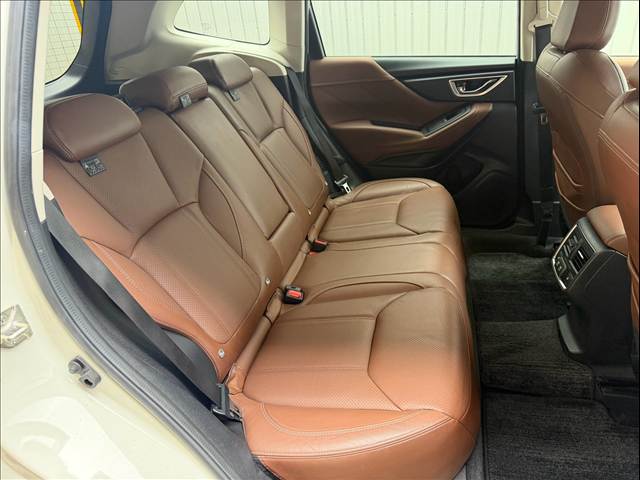 Subaru Forester 9
