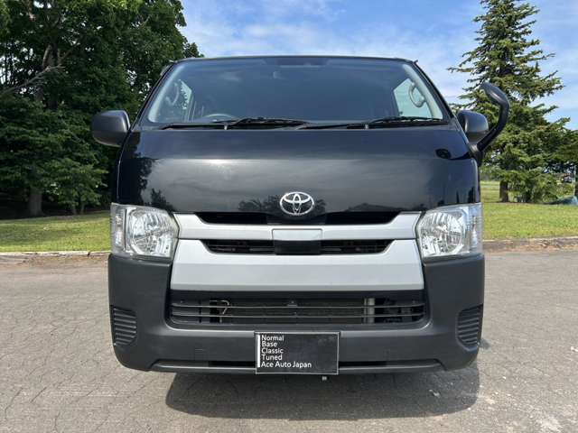 Toyota Regius Ace 2