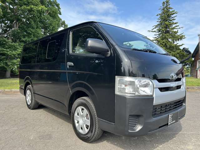 Toyota Regius Ace 3