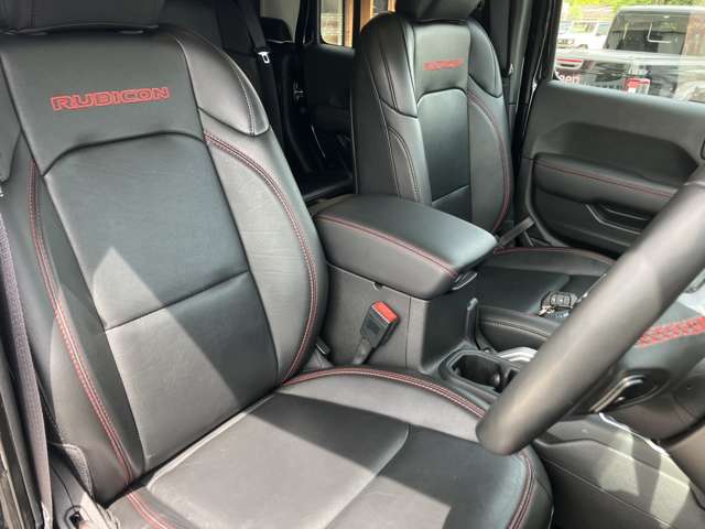 Jeep Gladiator 12