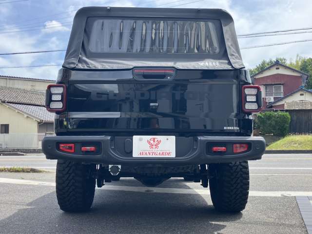 Jeep Gladiator 8