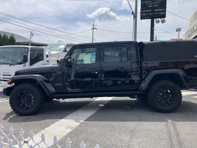 Jeep Gladiator 10