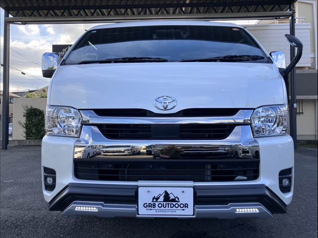 Toyota Hiace Van 2