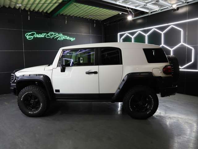 Toyota FJ Cruiser 4