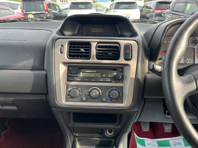 Mitsubishi Pajero iO 11