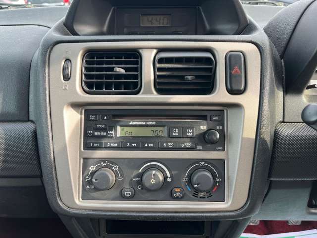 Mitsubishi Pajero iO 10