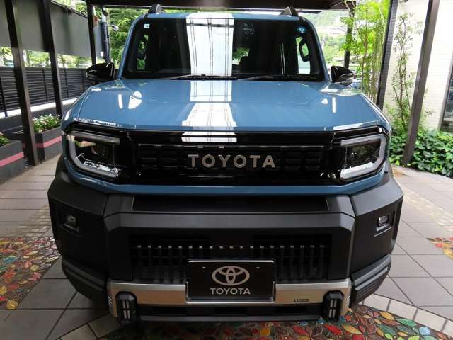 Toyota Land Cruiser FJ 5