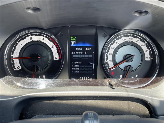 Toyota Hilux 5