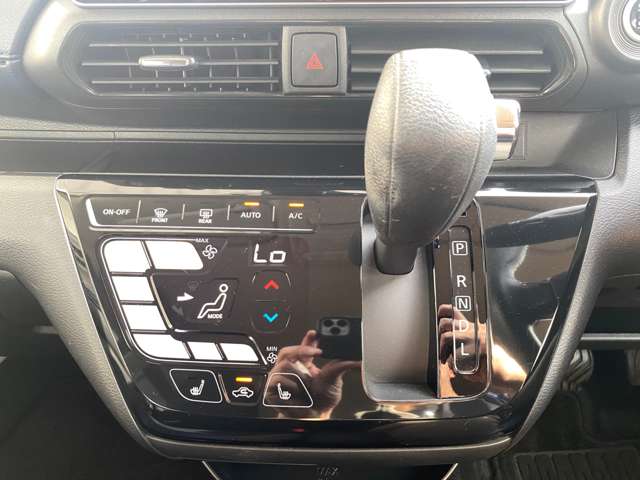 Mitsubishi eK X 12