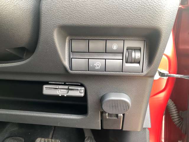 Mitsubishi eK X 10