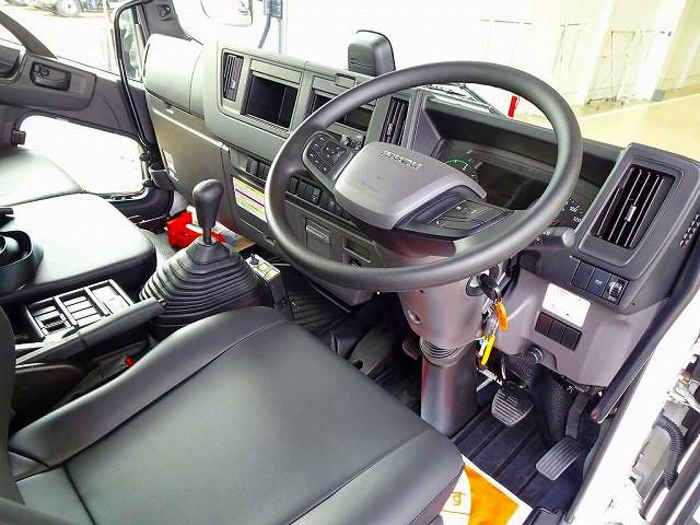 Isuzu Forward 5