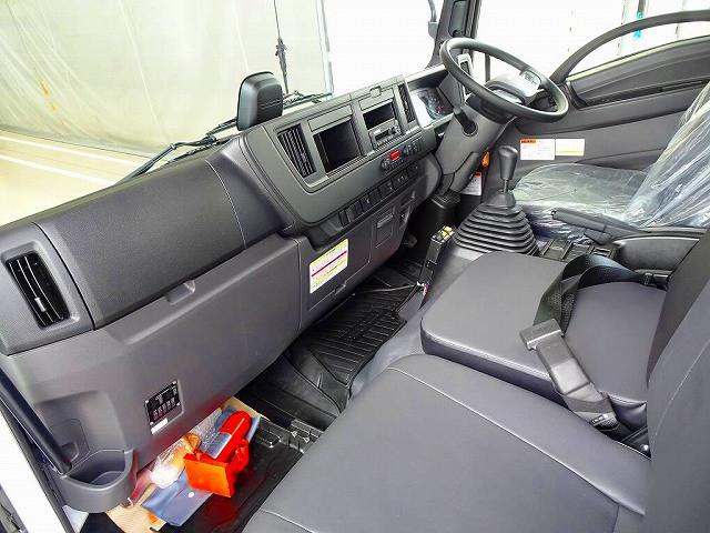 Isuzu Forward 8