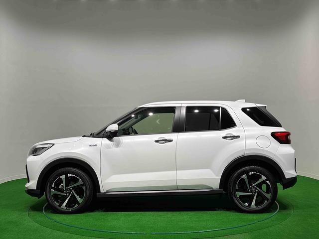 Daihatsu Rocky 8