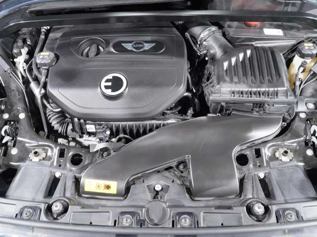 MINI Crossover 7