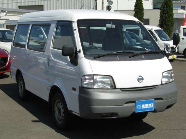 Nissan Vanette 12