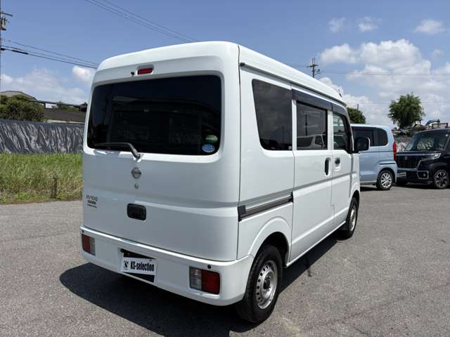 Nissan NV100 Clipper 11