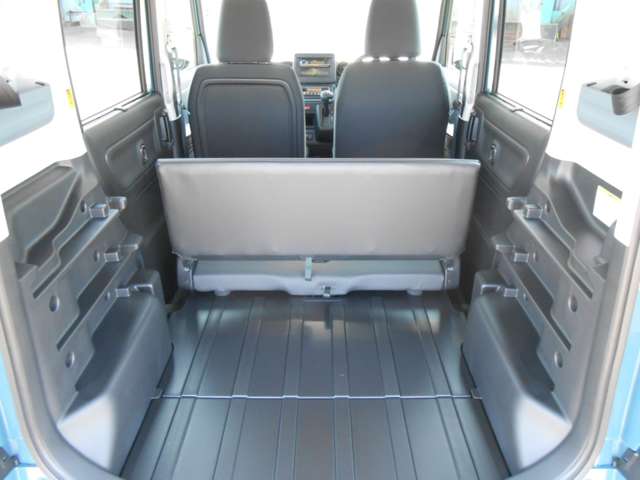 Suzuki Spacia Base 9