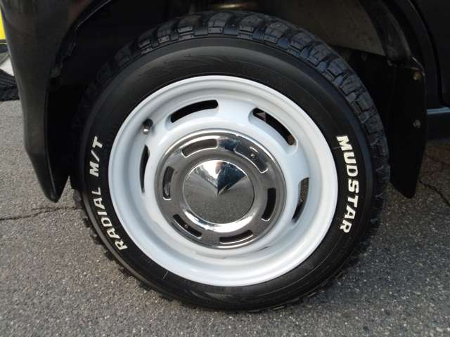 Daihatsu Hijet Deck Van 12