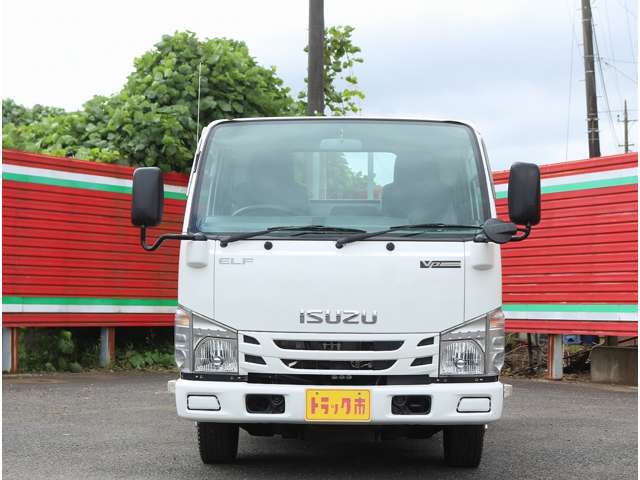 Isuzu Elf 6