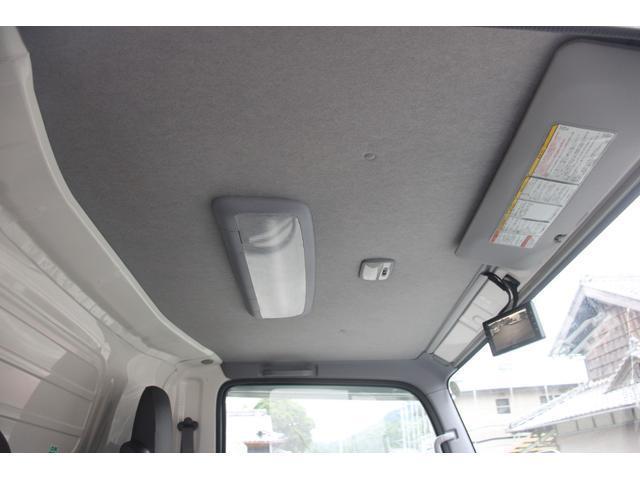 Isuzu Elf 12
