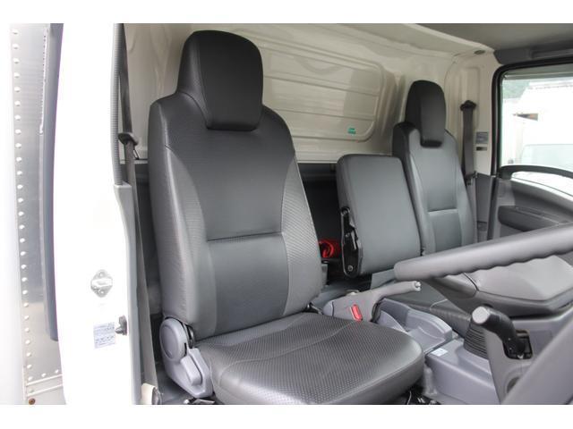 Isuzu Elf 5