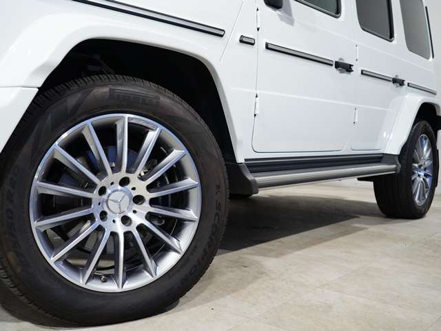 Mercedes-Benz G-Class 11