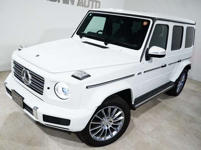 Mercedes-Benz G-Class 8
