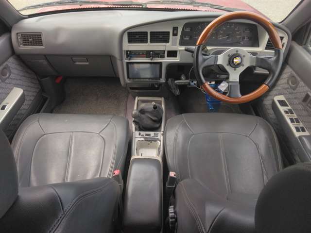 Toyota Hilux 7