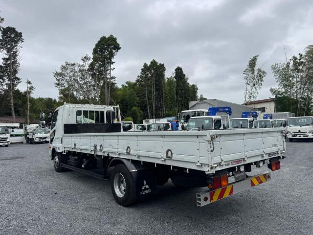 Mitsubishi Fuso Fighter 6