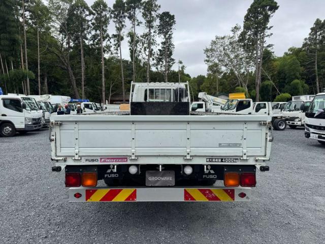 Mitsubishi Fuso Fighter 10