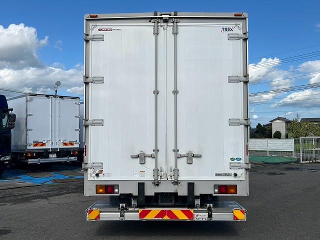 Mitsubishi Fuso Fighter 8