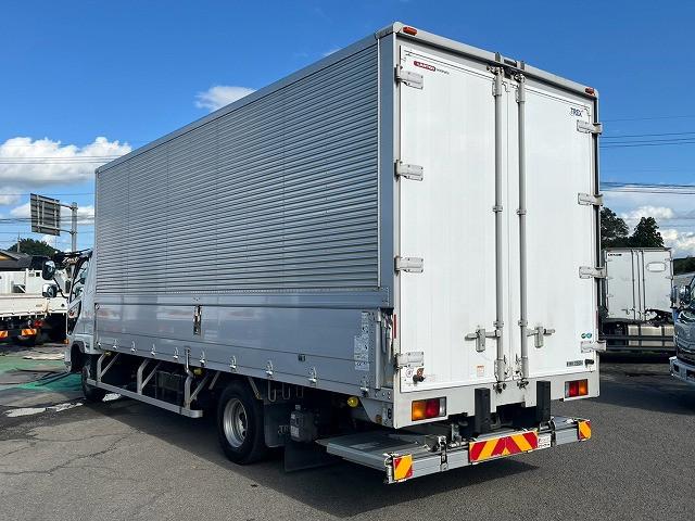 Mitsubishi Fuso Fighter 9