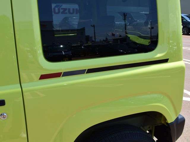 Suzuki Jimny 11