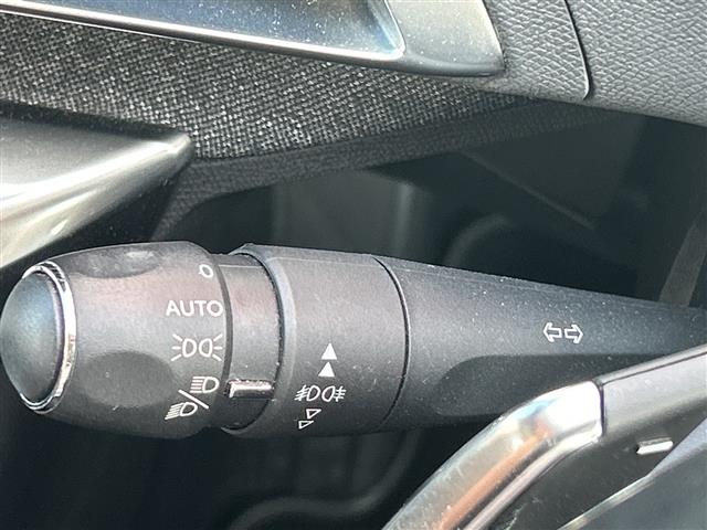 Peugeot 3008 8