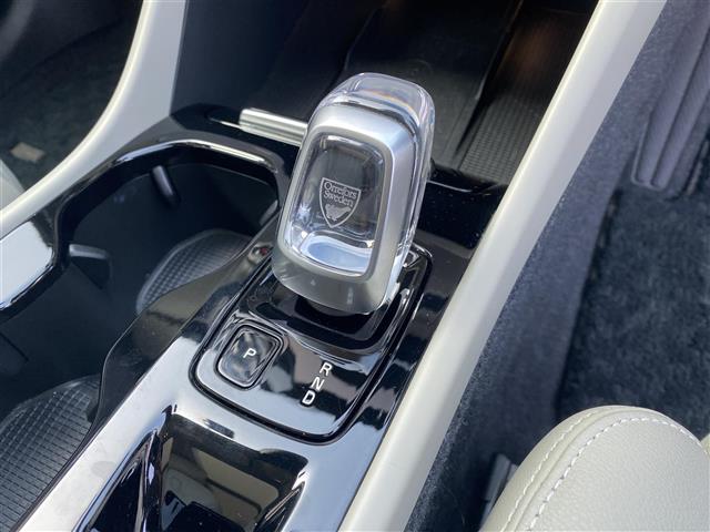 Volvo XC40 11