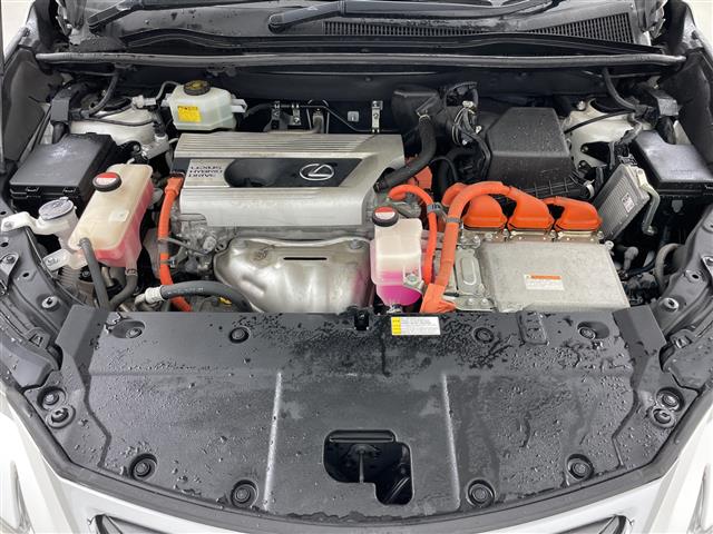 Lexus NX 8