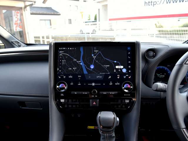 Toyota Alphard 2