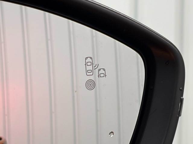 Peugeot SUV 2008 6