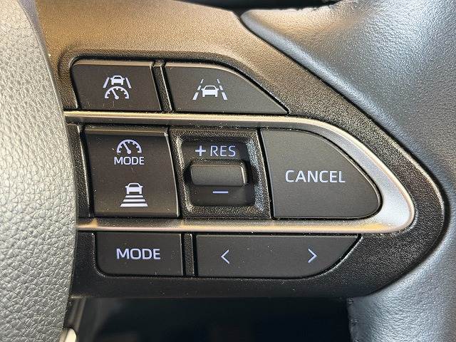 Toyota Voxy 6