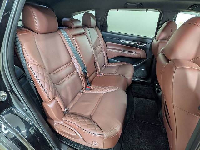 Mazda CX-8 11