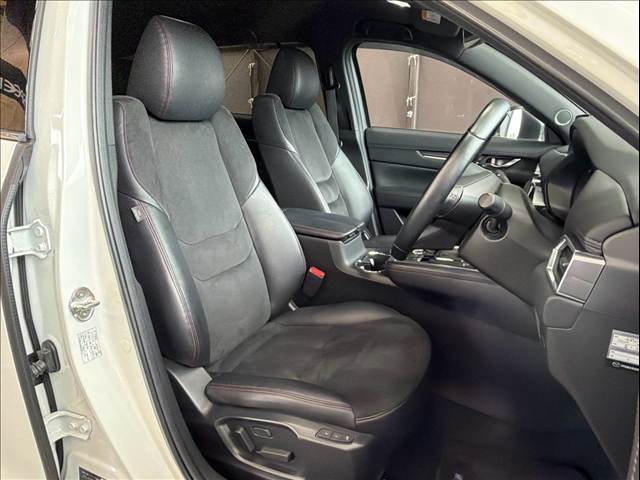 Mazda CX-8 10