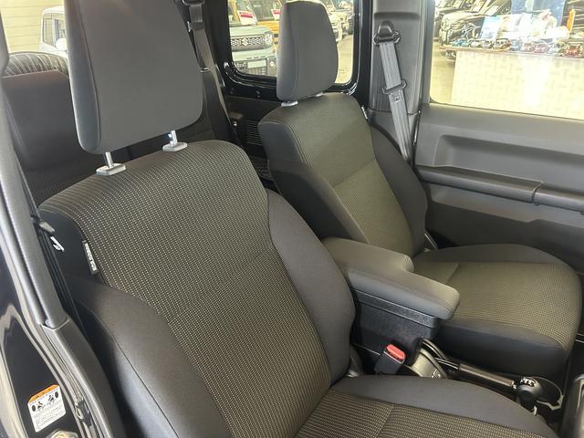Suzuki Jimny 4