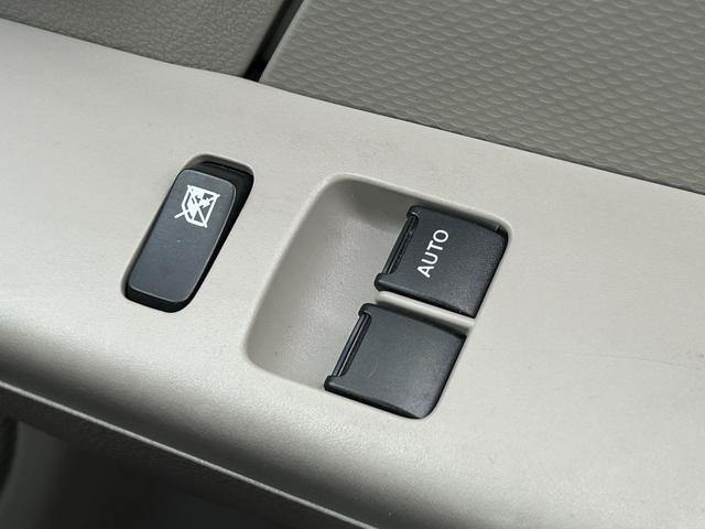 Suzuki Every 12