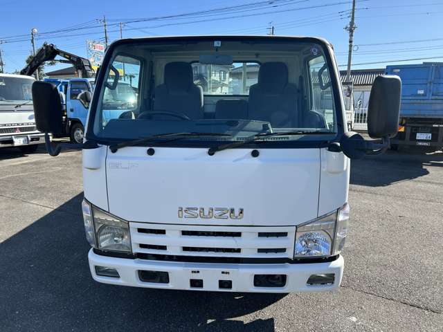 Isuzu Elf 2