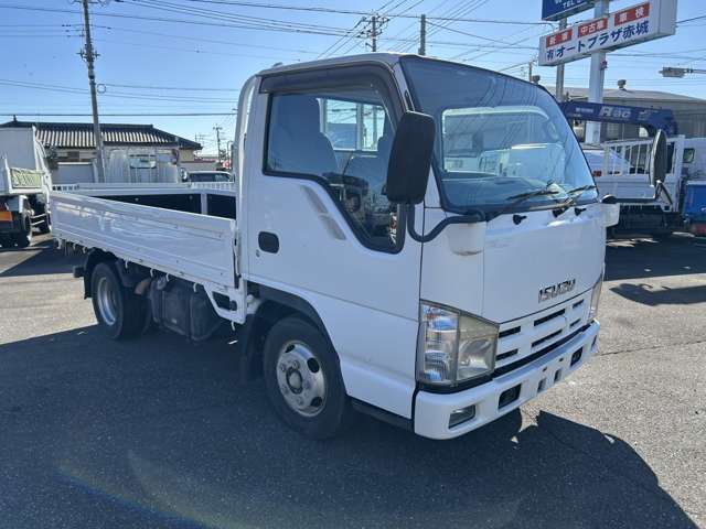 Isuzu Elf 3