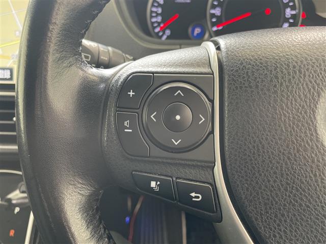 Toyota Voxy 12